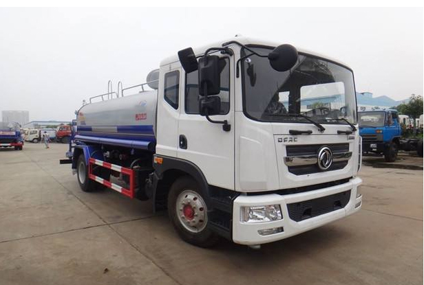 �|�L(f��ng)����˹10����ˮ܇