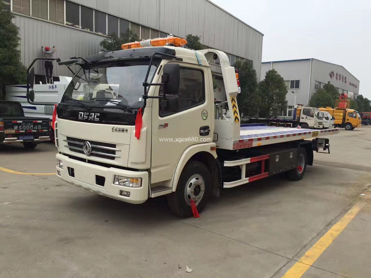 �|�L������һ�϶�����܇