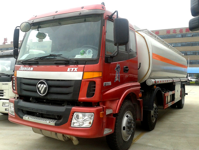 ����W��С���S����܇