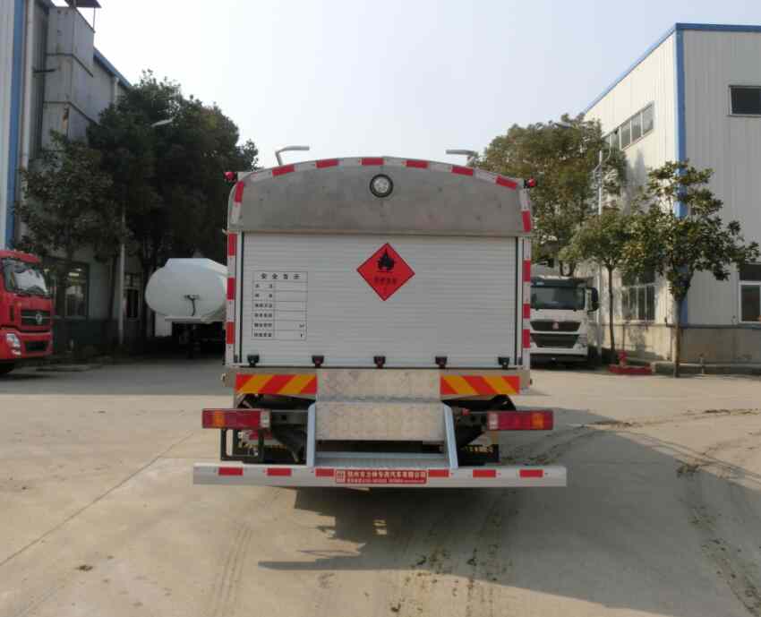 ��������13.6���w�C����܇