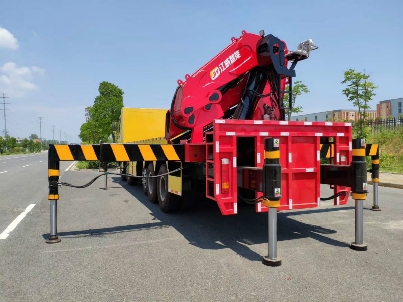 ��������ǰ�ĺ�ʮ�����S�����ϣ����b50�������۱۵�