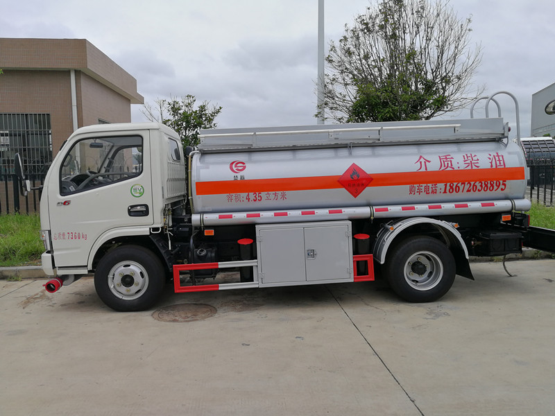 �B�������͹޲۹ތ���܇�S�ҹپW(w��ng)_�ƄӼ���վ�\(y��n)��܇_Σ�UƷҺ�w�\(y��n)ݔ܇���b�S_�X�Ͻ�Һ���\(y��n)ݔ�\(y��n)��܇�r��_�w�C(j��)����ԽҰ�͹�܇_ȫ�������(q��)�͹޼���܇_���᚛�x܇���b�S_����������ˮ���܇_Һ�����\(y��n)ݔ��܇�DƬ_�S��ֱ�N���և��������͹�܇�V�^(q��)���ô��R���۹�܇